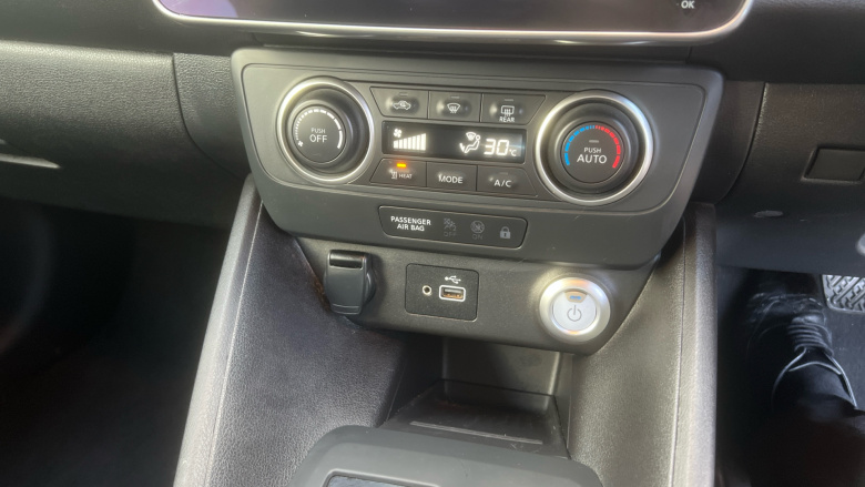 Nissan LEAF 110kW Acenta 39kWh 5dr Auto Electric Hatchback